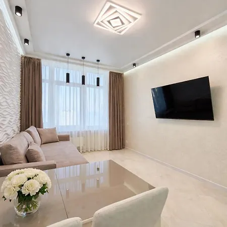 45 Pearl 1-bedrooms Sea View 13th Floor Odessa